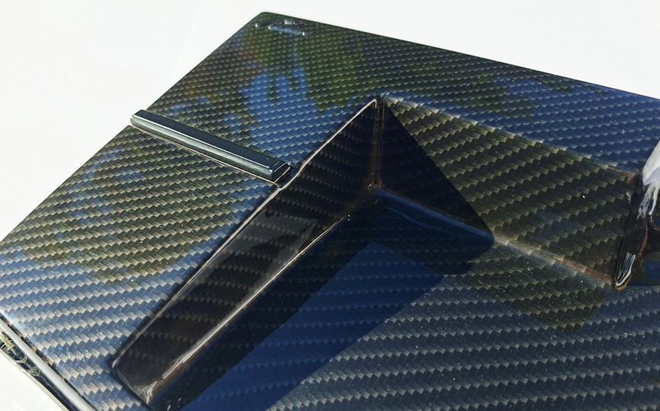 A-Zperformance Carbon-Black Rear Decor Panel SAAB 900 Classic 3- and 5-door hatchback