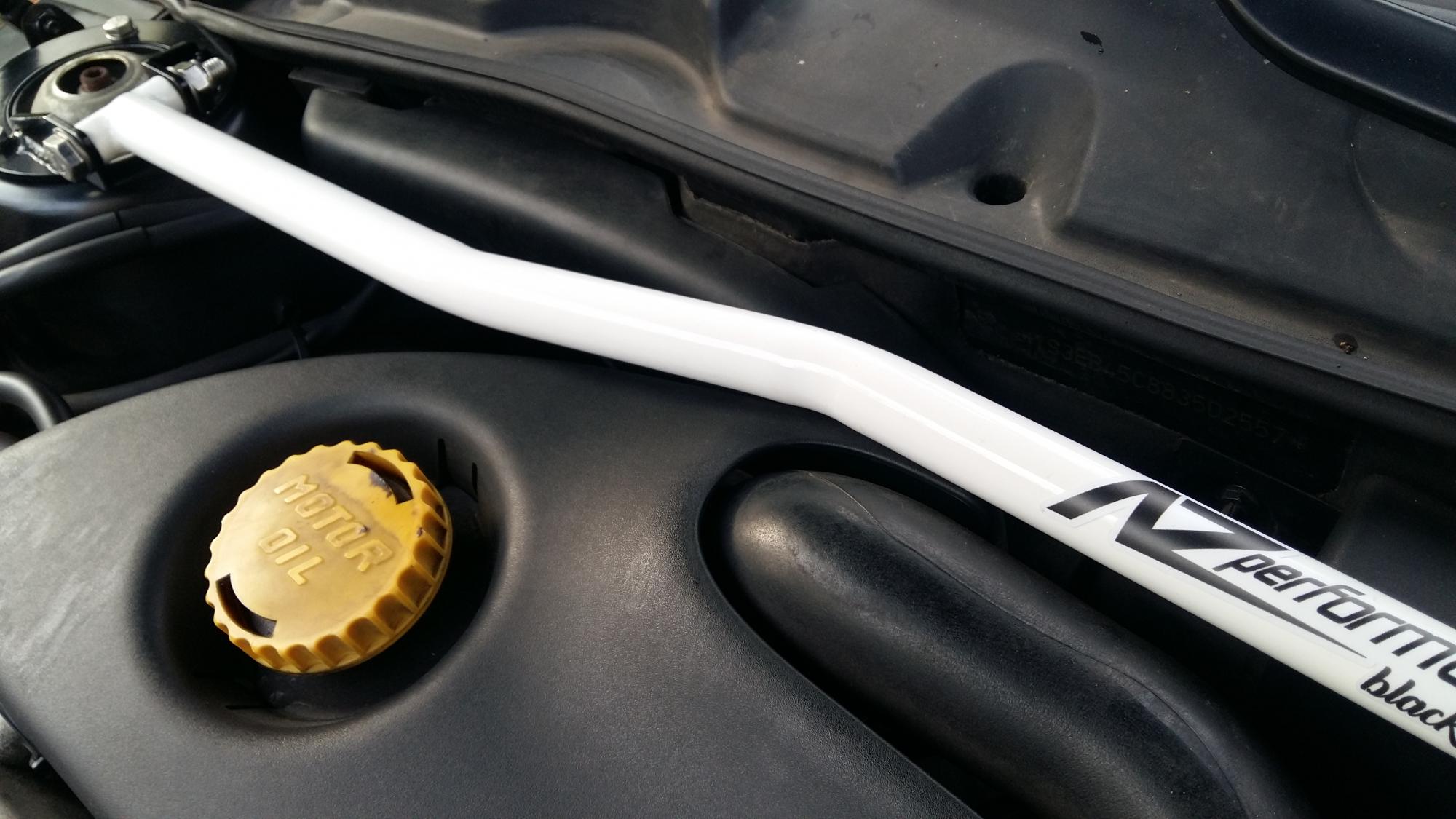 A-Zperformance Strut Brace SAAB 9-5 1997-2010 LHD RHD White