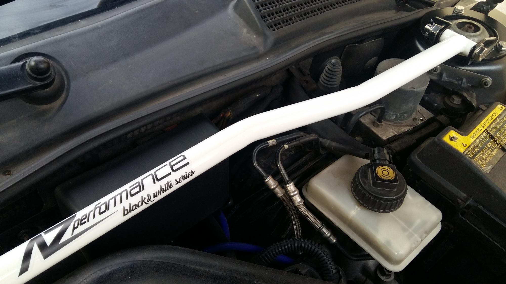 A-Zperformance Strut Brace SAAB 9-5 1997-2010 LHD RHD White