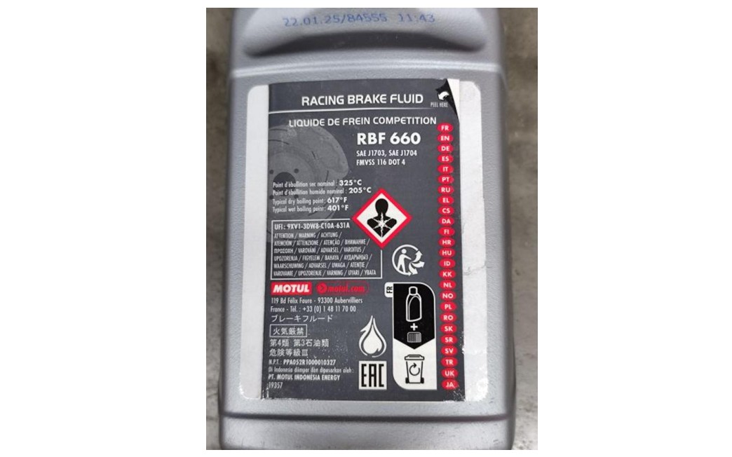 Motul RBF660 Brake Fluid for Performance and Street Cars (DOT5.1) 500 ml